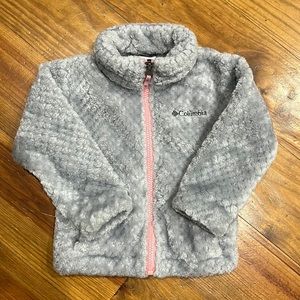 Columbia Gray Fleece Jacket - Excellent Condition